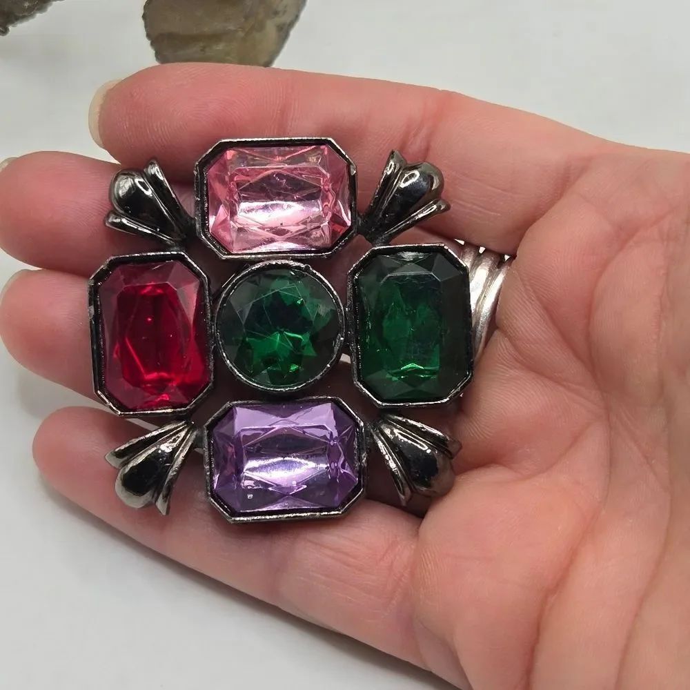 "5/$40" Retro Multicolored Brooch Pin - Picture 6 of 6